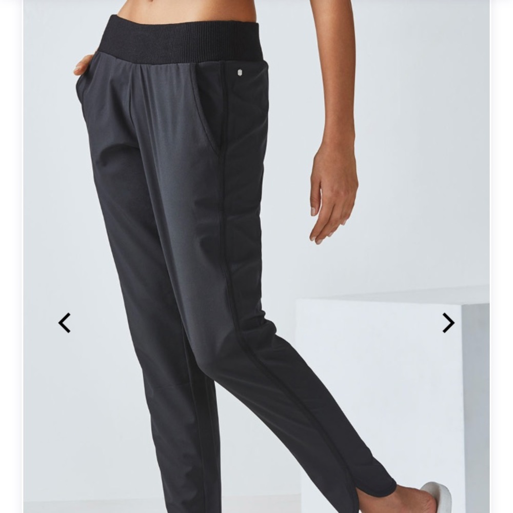 Fabletics Kristin Jogger NWT,XXL, Black